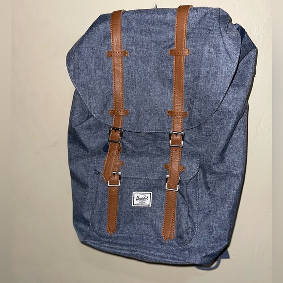 best sport laptop backpack Amazon Sellers: Best Sports Fan Bags Size:3.9in 3/8oz - 3pcs The Victory Top Loader reel cleaner Boy with Fishing Pole